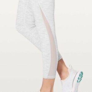 Lululemon wunder under size 4 train times